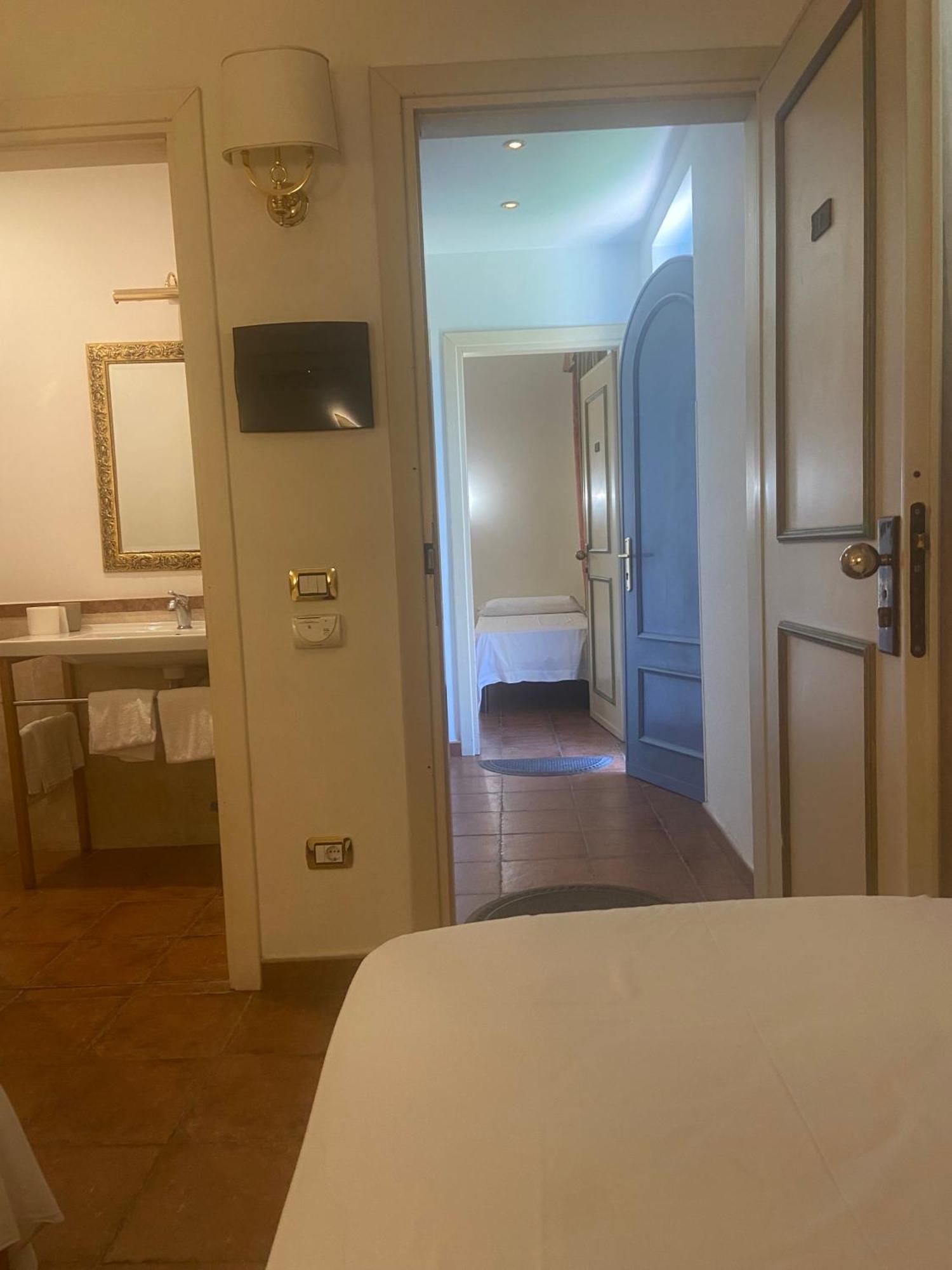 Hotel Quadrifoglio by Mancini Roma Esterno foto
