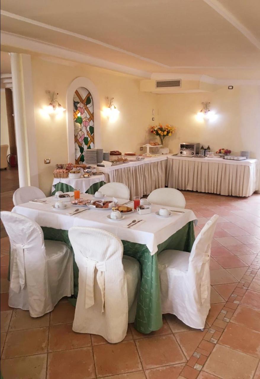 Hotel Quadrifoglio by Mancini Roma Esterno foto