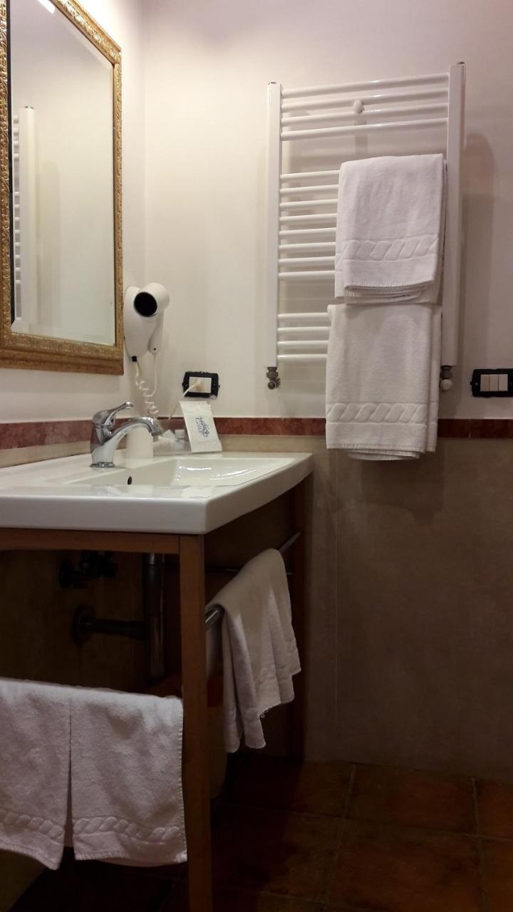 Hotel Quadrifoglio by Mancini Roma Esterno foto